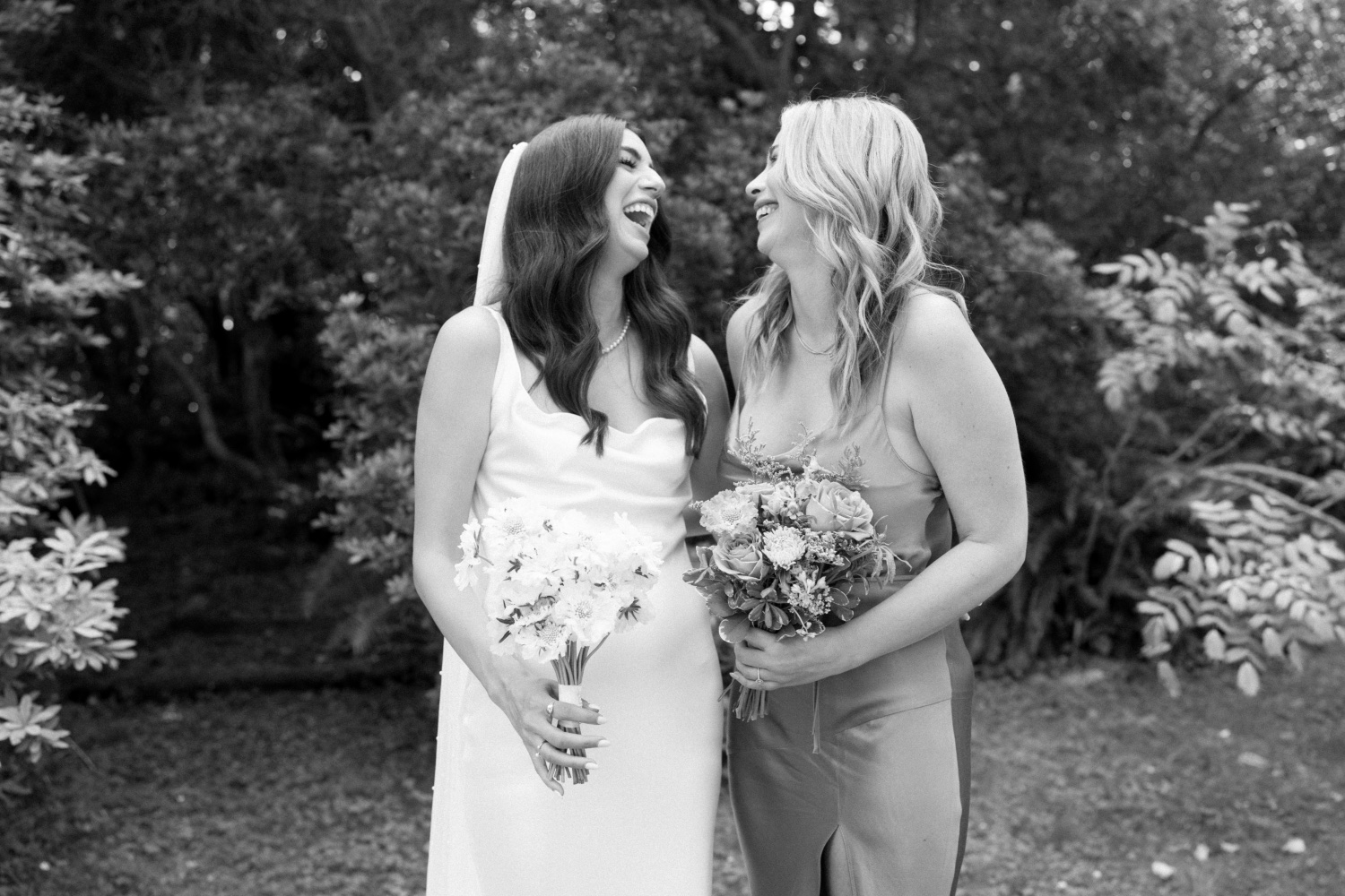 Vancouver Island Intimate Wedding at Milner Gardens | Vancouver Wedding Photographer