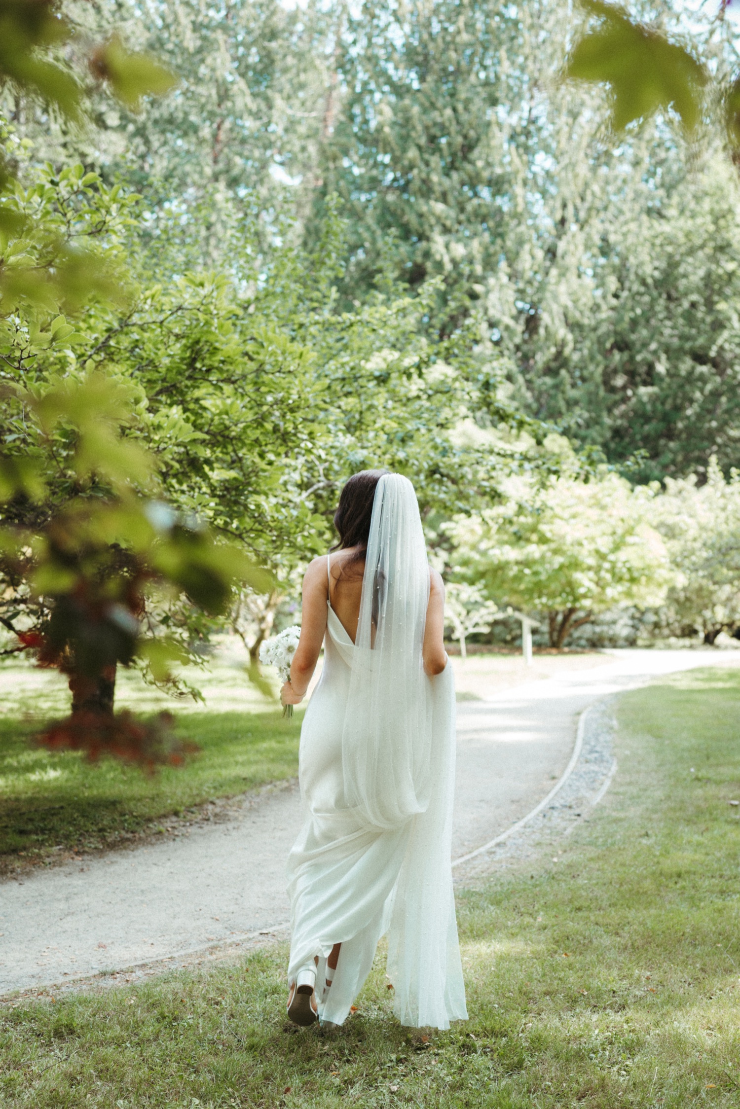 Vancouver Island Intimate Wedding at Milner Gardens | Vancouver Wedding Photographer